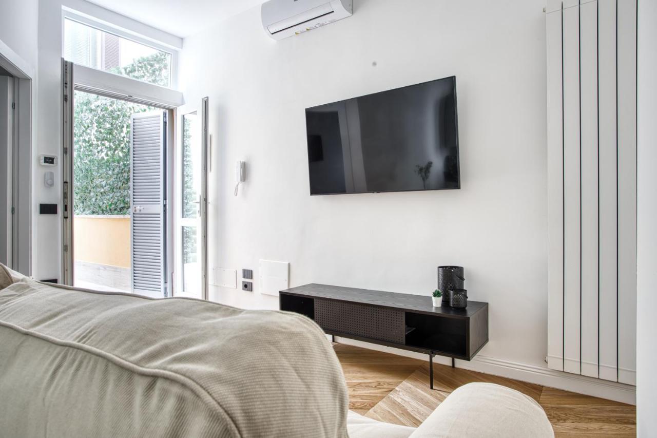 Joivy Stunning Flat With Balcony Apartment Milan Exterior photo